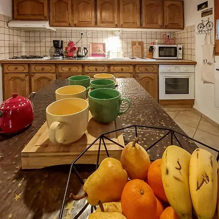 L'abri O'vertgnia Shelter * Saint-Vert